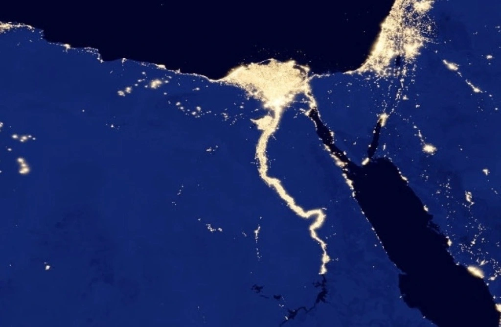 The climate of Egypt differs based on regions of Mediterranean, Deserts and Upper Egypt.